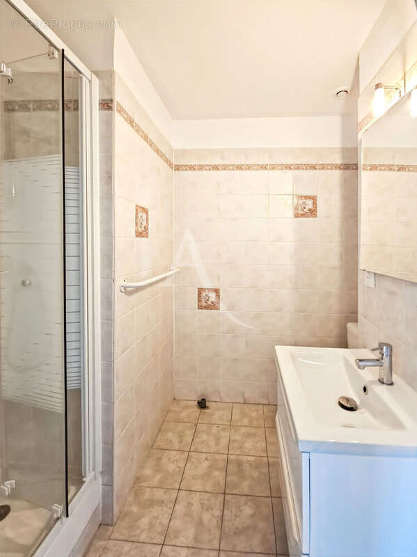 Maison à LA VALETTE-DU-VAR