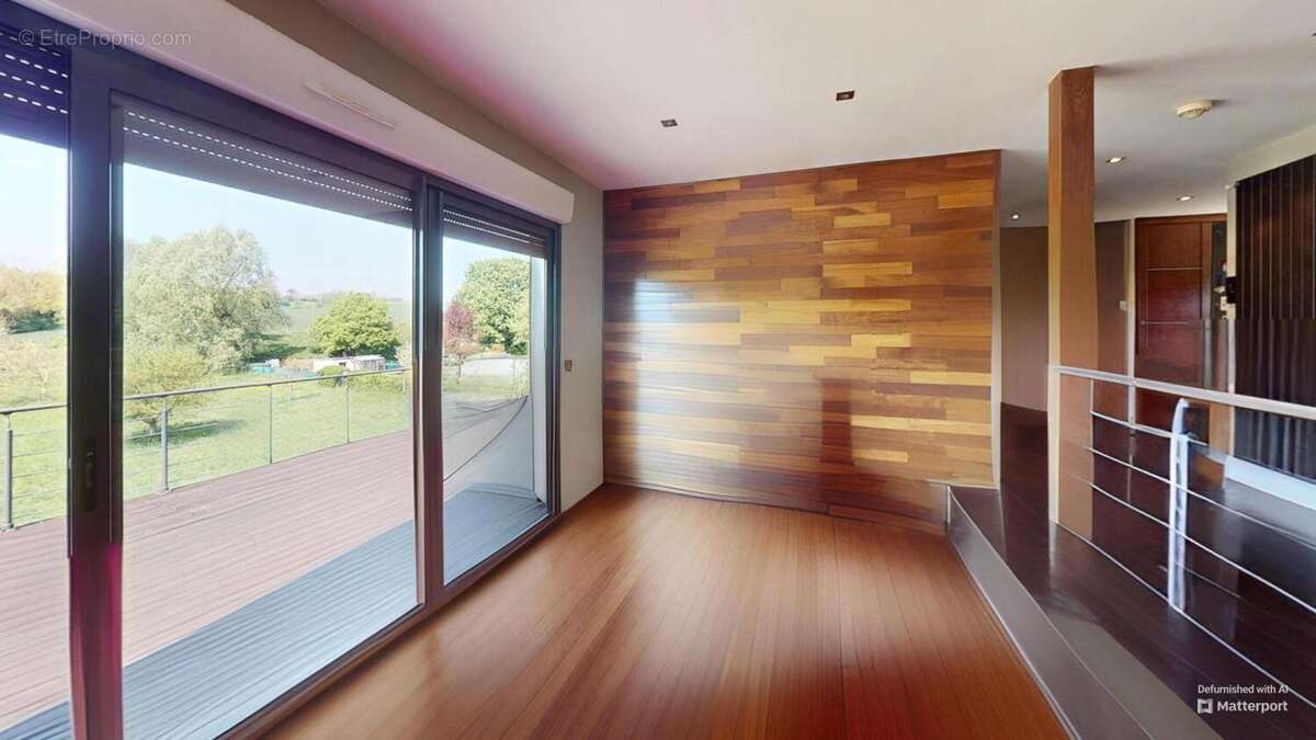 Maison à LACHAPELLE-AUX-POTS