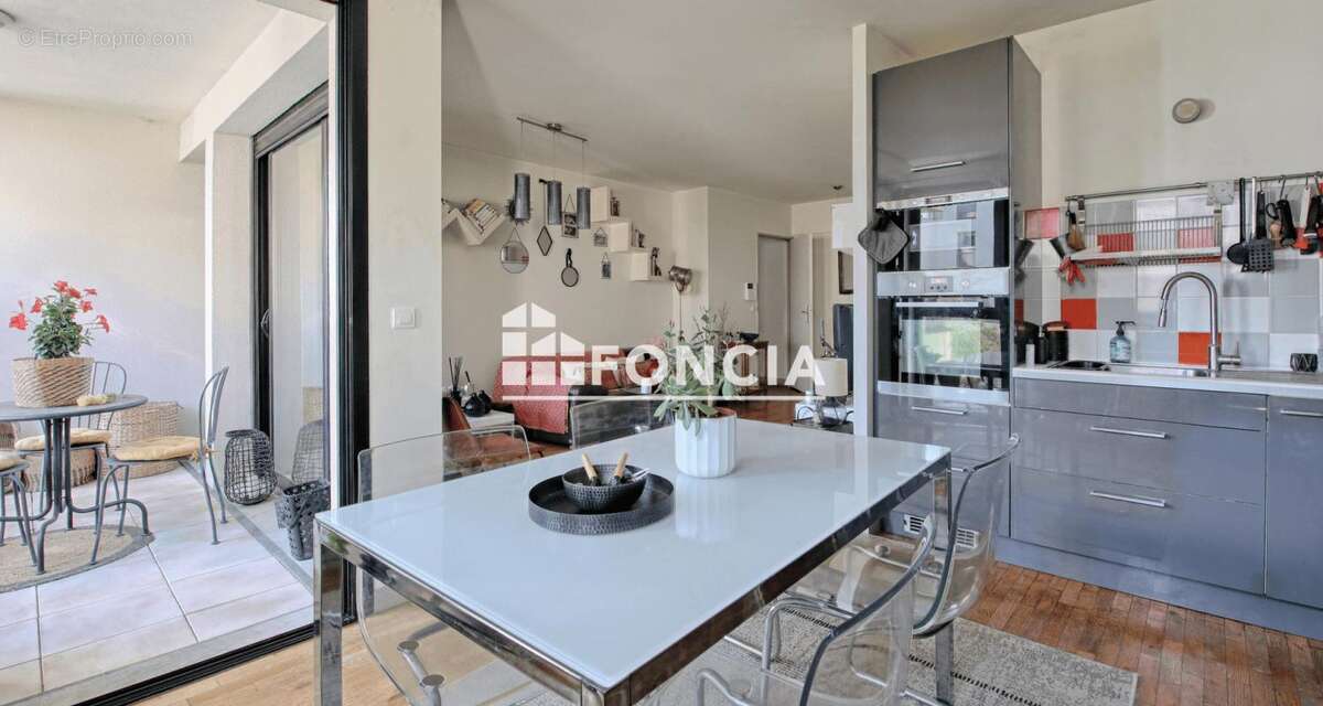 Appartement à VANVES