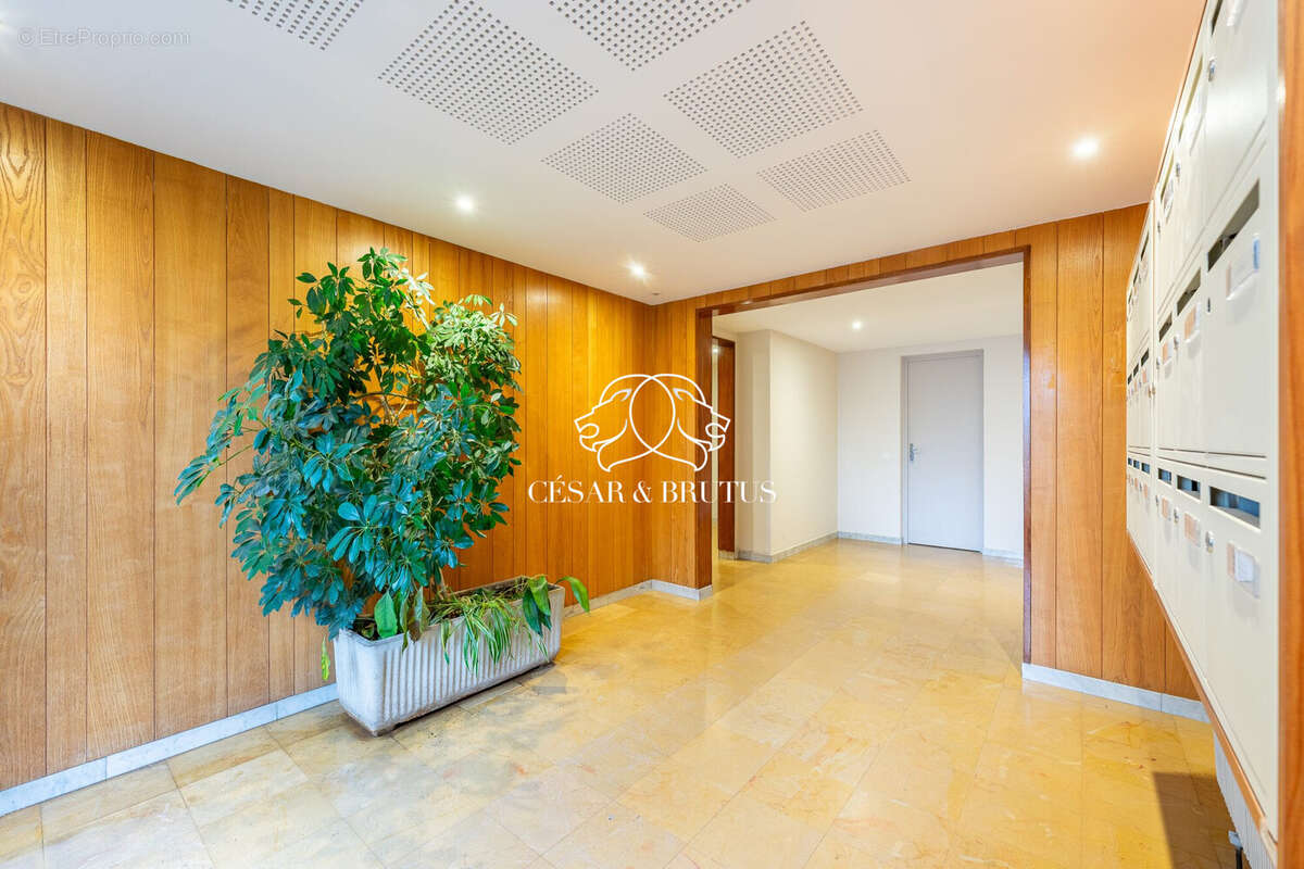 Appartement à CALUIRE-ET-CUIRE