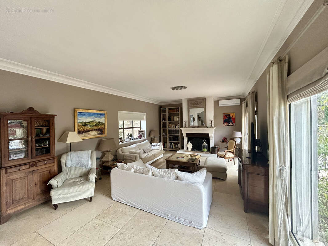 Maison à LA BOUILLADISSE