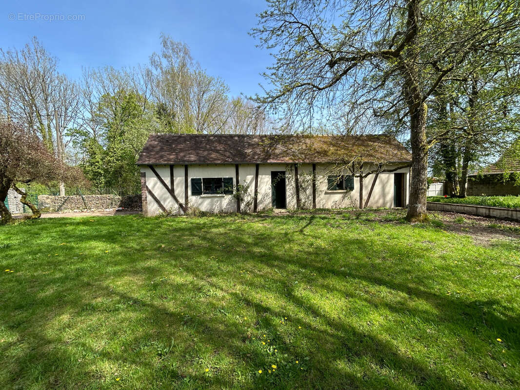 Maison à LA POTERIE-AU-PERCHE