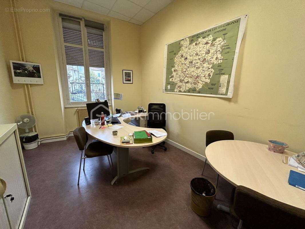 Ensemble immobilier - bureau ou habitation - parking - annexe - photo 8