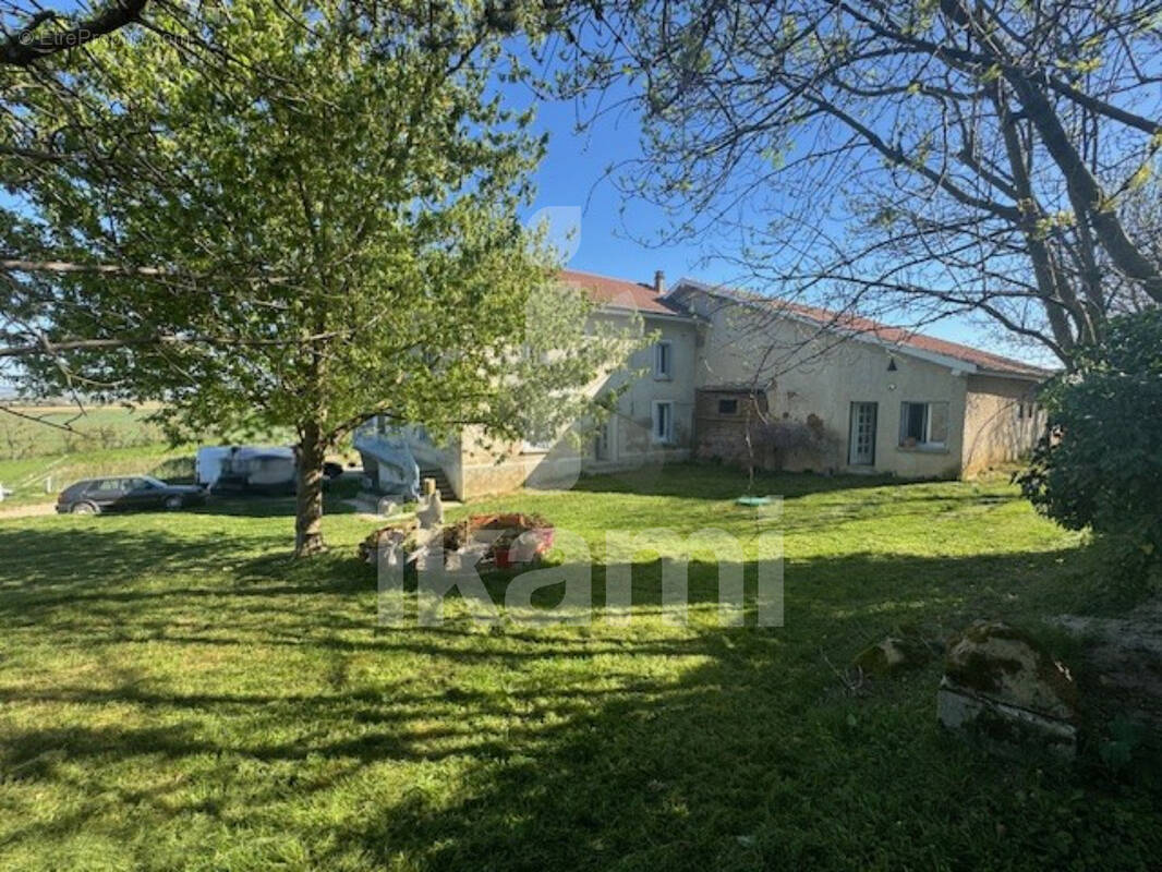 Maison à LENS-LESTANG