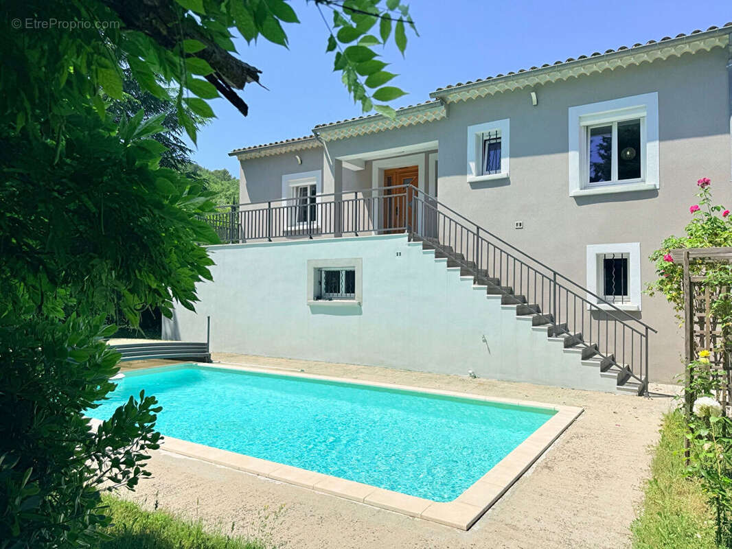 Maison à VAISON-LA-ROMAINE