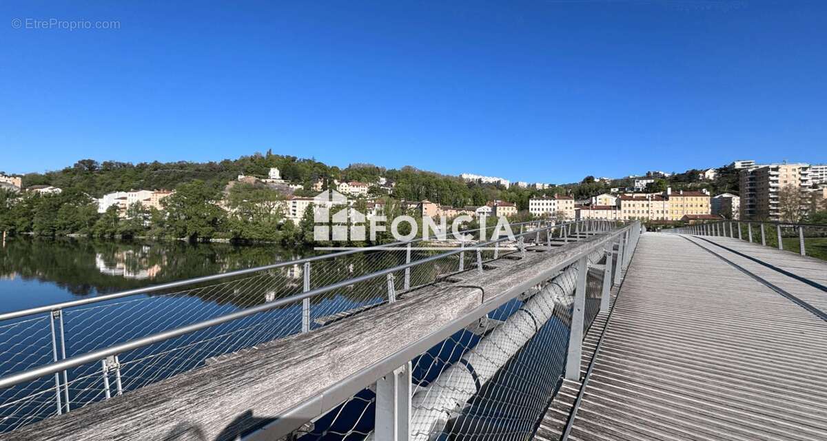 Caluire saint-clair – studio rare avec place de parking  idéal investisseur - photo 7