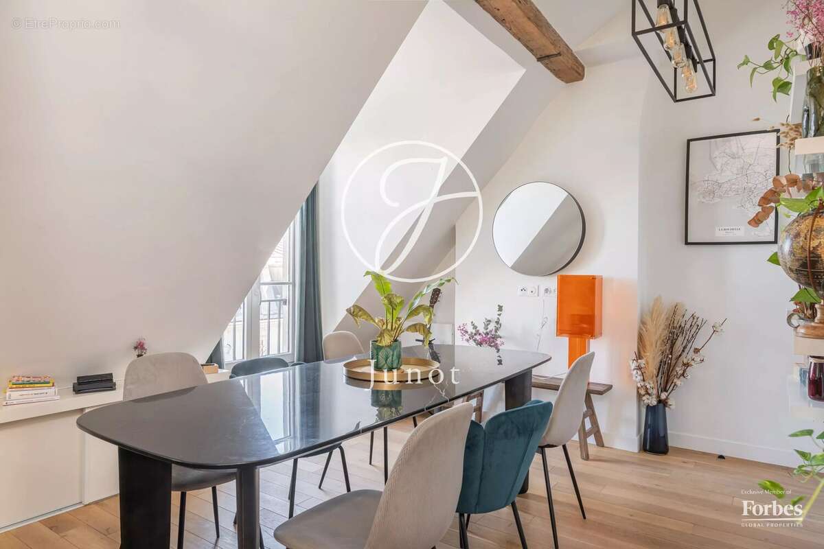 Appartement à PARIS-11E