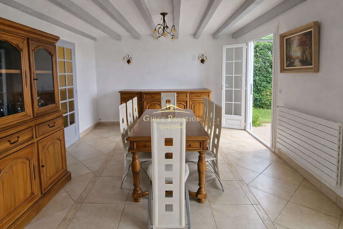 Maison à SAINT-GENIX-SUR-GUIERS