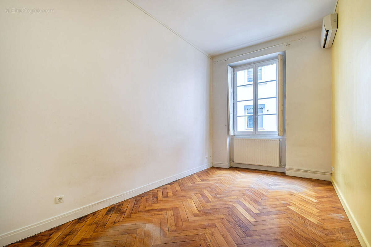 Appartement à LYON-1E
