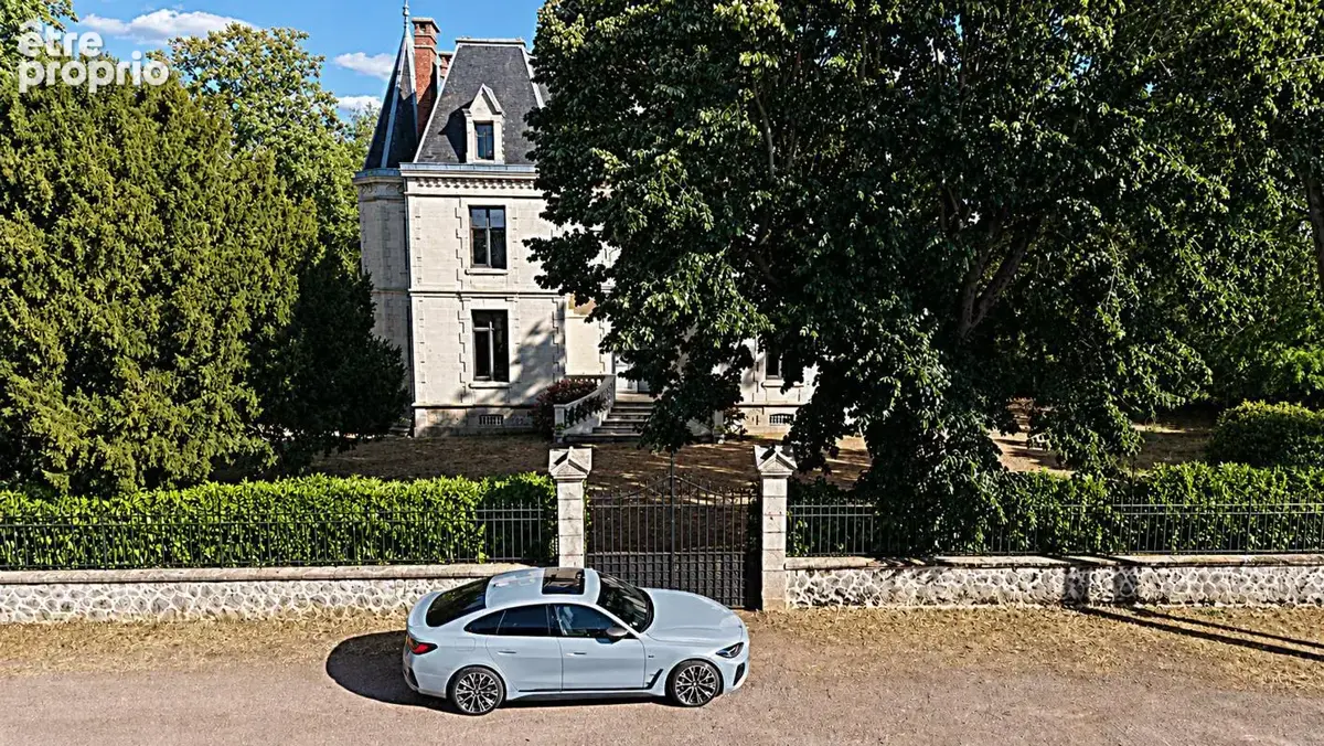 Culan - maison bourgeoise 7 pieces 220m² avec piscine - photo 6