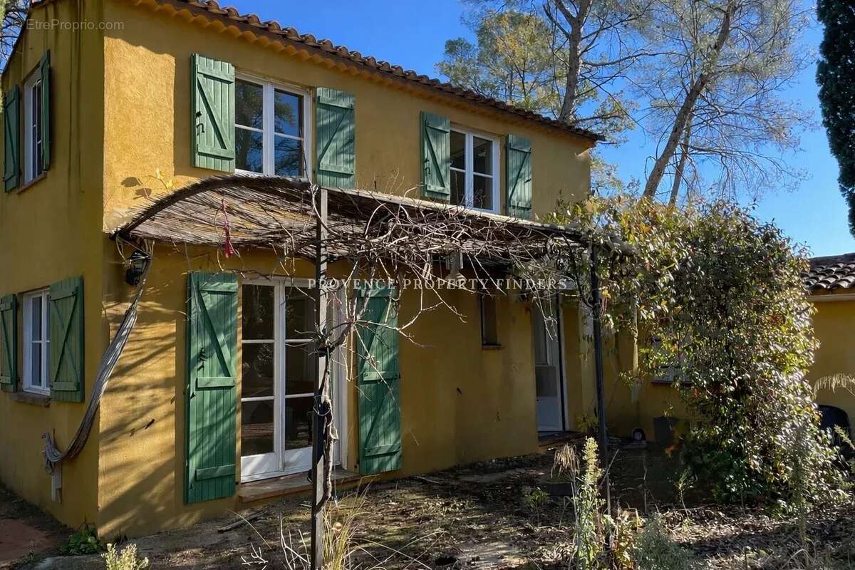 Maison à LORGUES