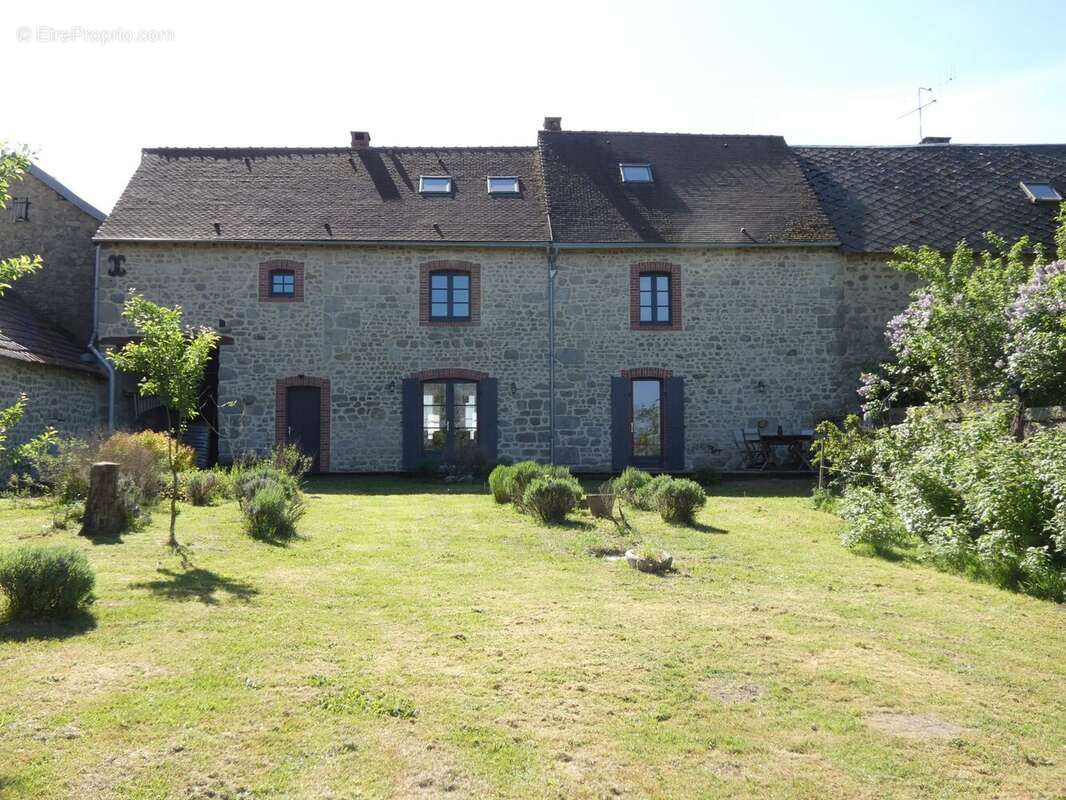 Maison à ISSOUDUN-LETRIEIX