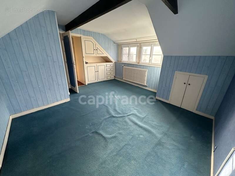 Appartement à CARHAIX-PLOUGUER