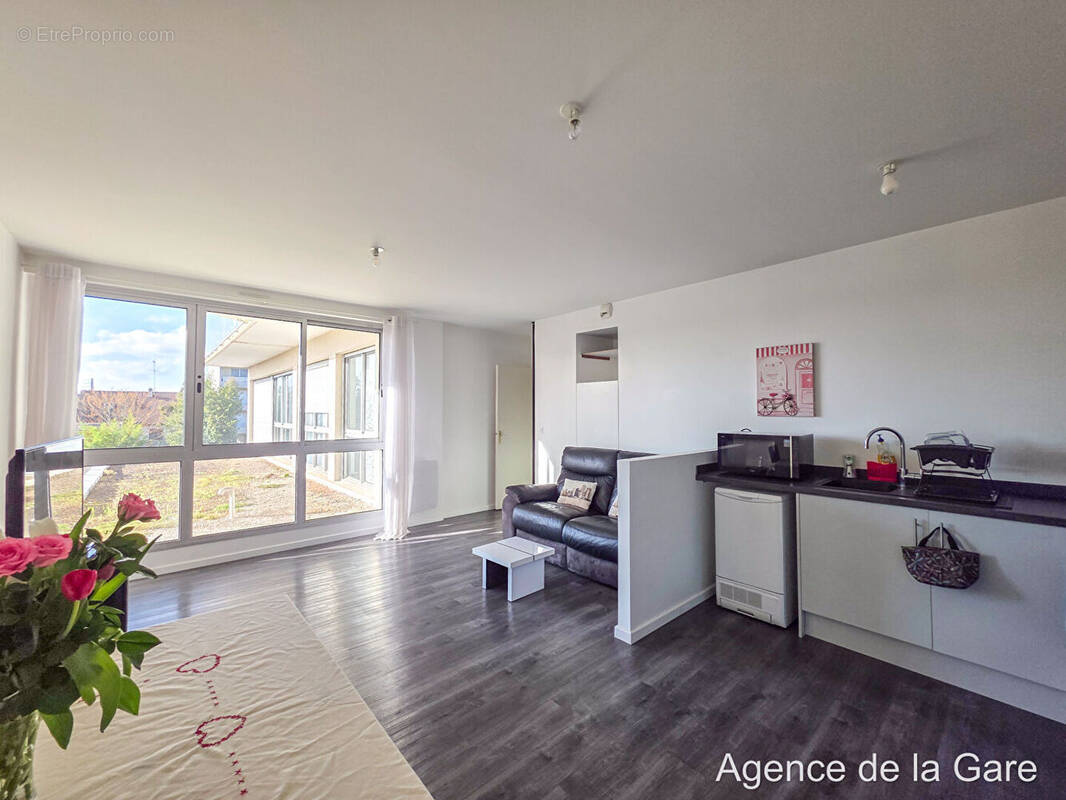 Appartement à SARTROUVILLE