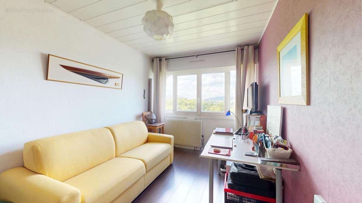 Appartement à LYON-9E