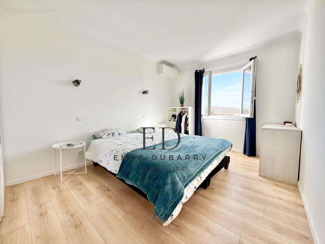 Maison à BASSUSSARRY