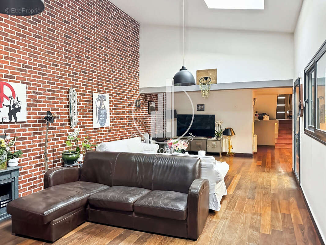 Appartement à NANTERRE