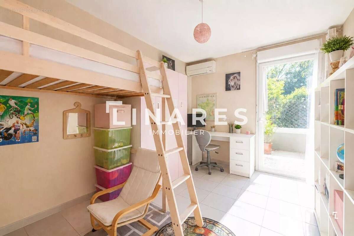 Appartement à MARSEILLE-12E
