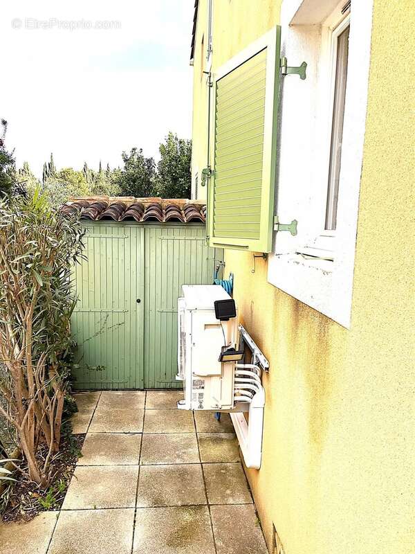 Appartement à LA LONDE-LES-MAURES