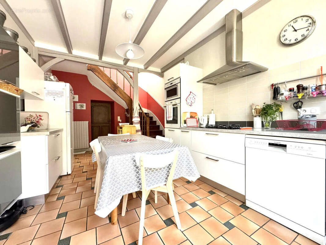 CUISINE - Maison à LIZANT