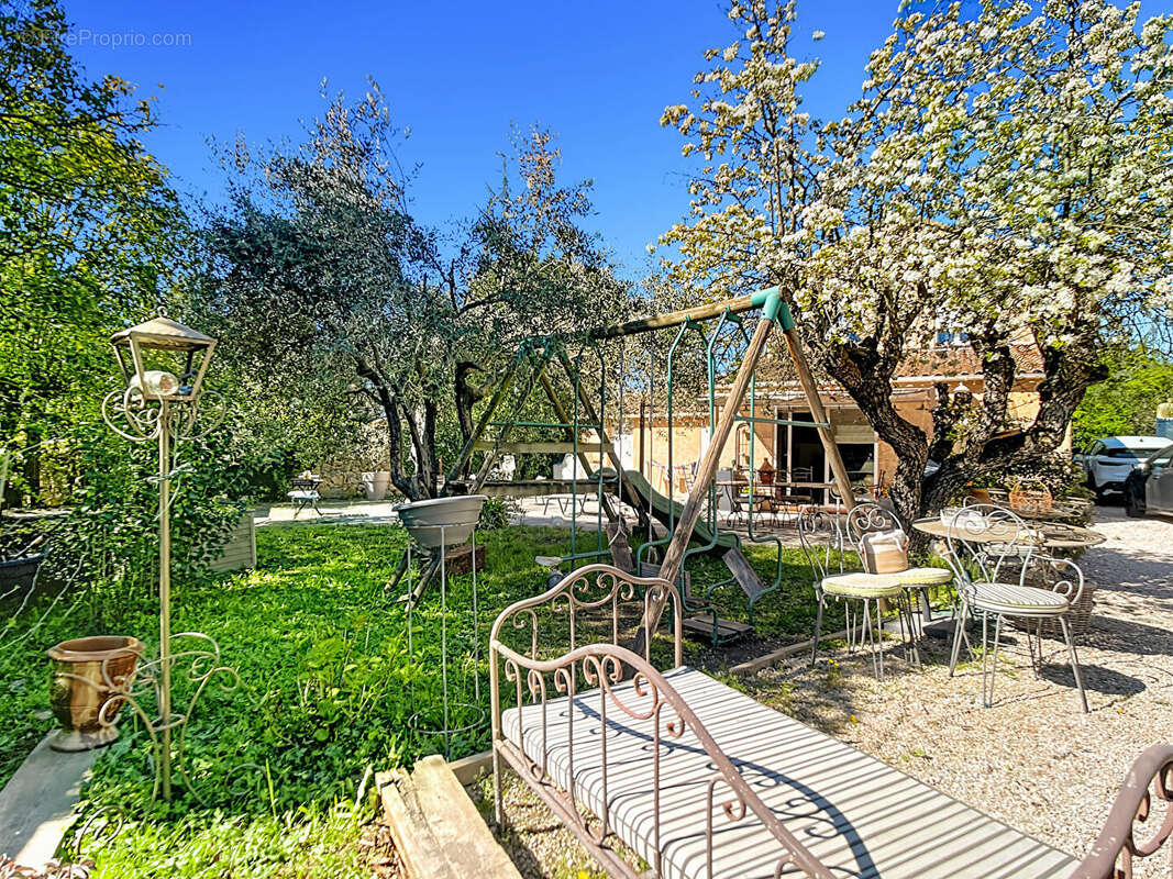 Maison à LA BOUILLADISSE