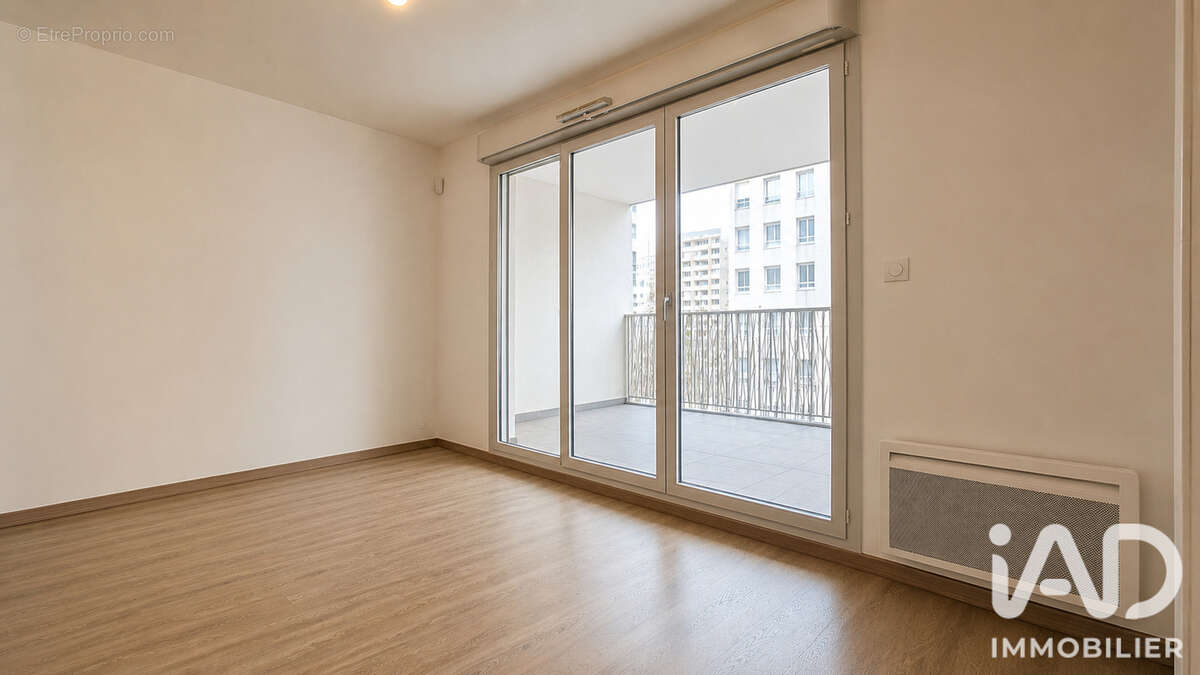 Appartement 38 m² à Marseille-10e  - photo 2