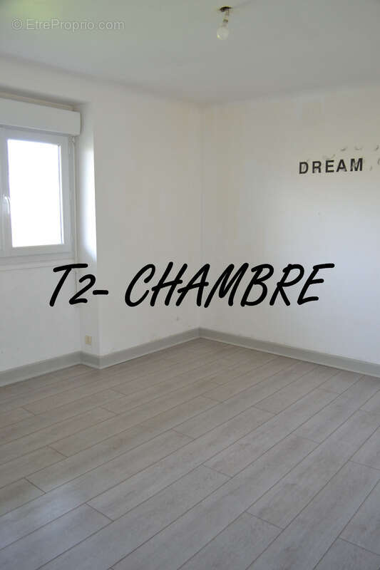 Maison à SAINT-PANTALEON-DE-LARCHE