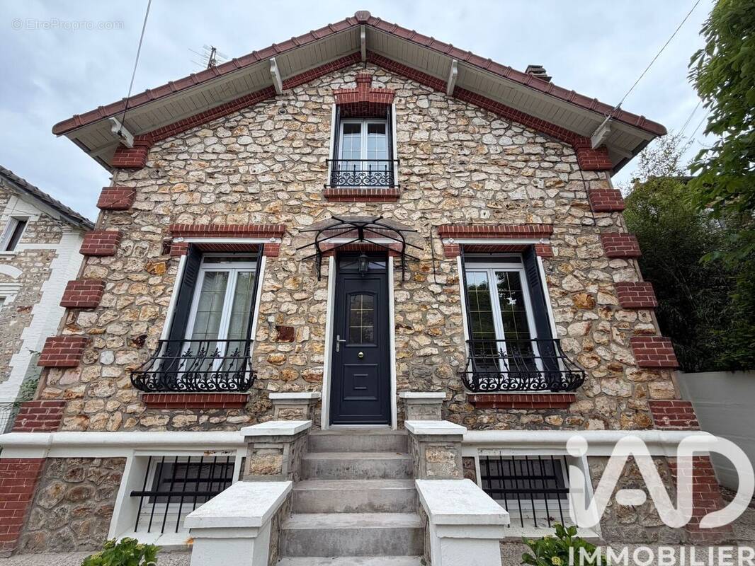 Photo 1 - Maison à EAUBONNE