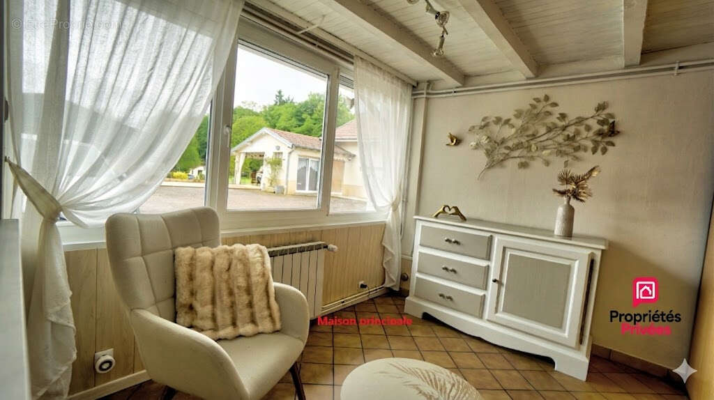 Maison 350 m² à Lachapelle-Sous-Chaux  - photo 2