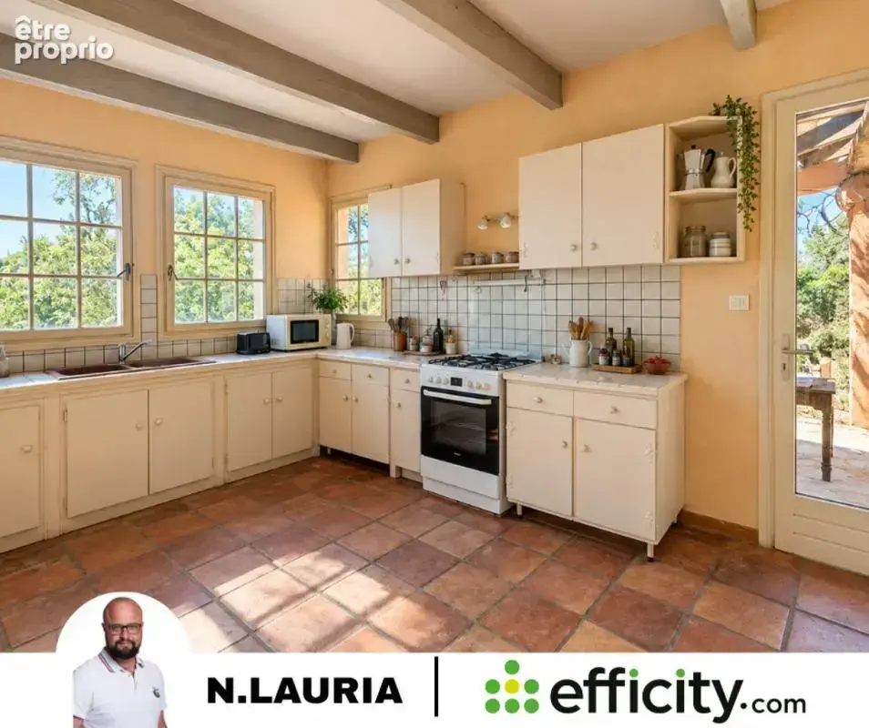Maison 7 pièces 250 m² à vendre à Grambois (84240) - photo 7