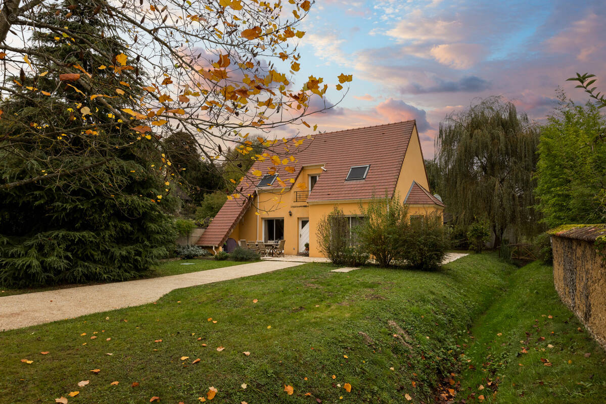 Maison à NOGENT-LE-ROI