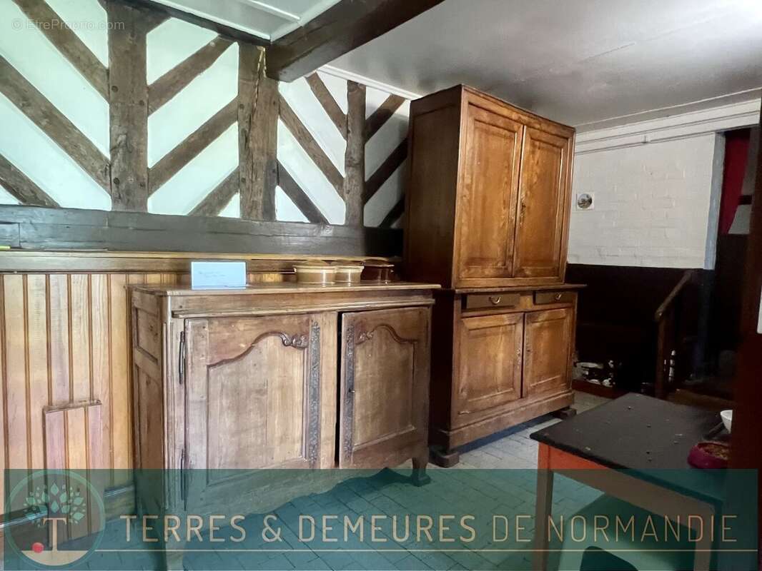 Maison à OUILLY-DU-HOULEY
