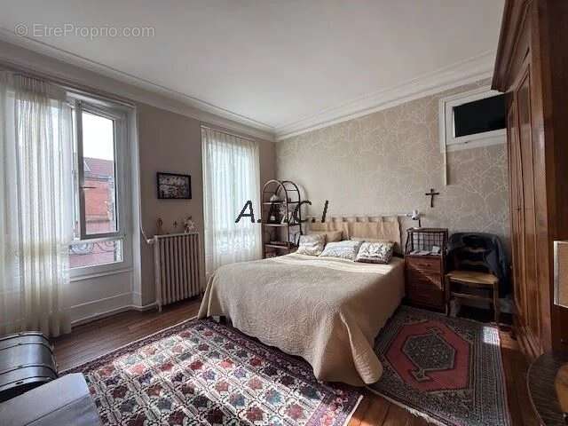 Maison à ASNIERES-SUR-SEINE