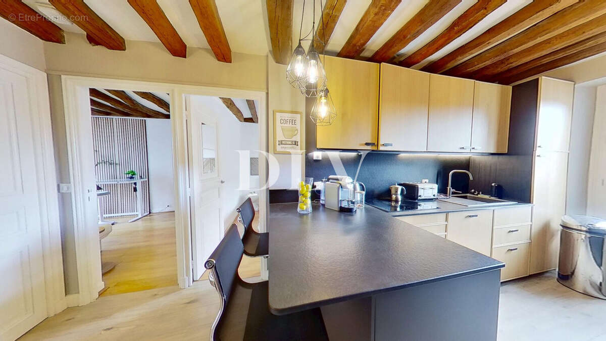 Appartement à FONTAINEBLEAU