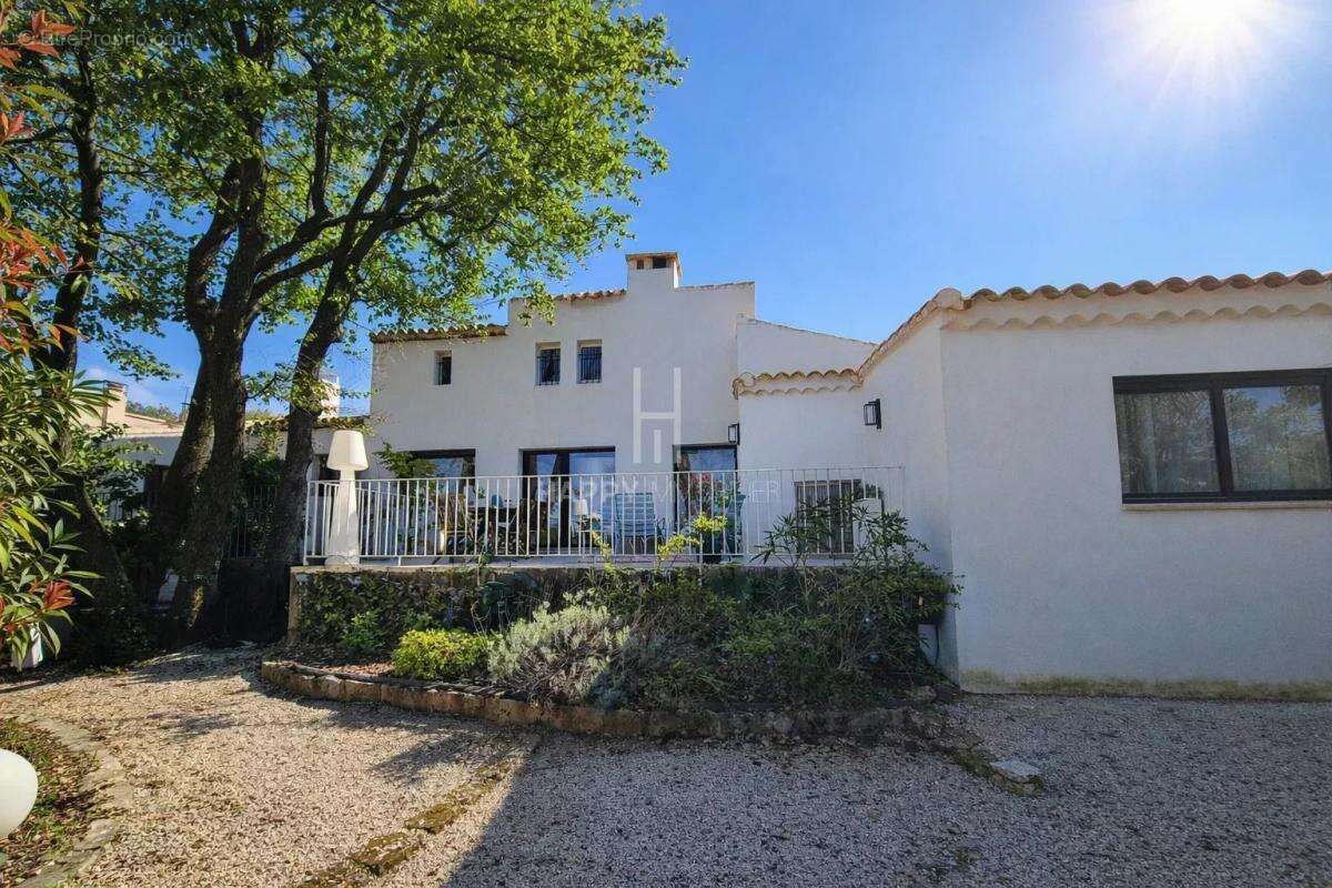 Maison à SAINT-REMY-DE-PROVENCE