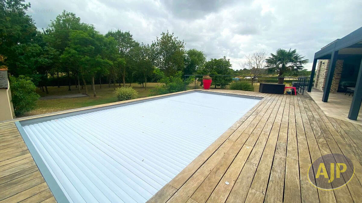 Maison à SAINT-GEORGES-SUR-LOIRE