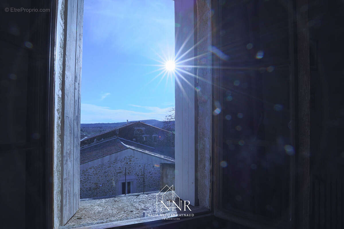 Maison à SAINT-FELIX-DE-LODEZ