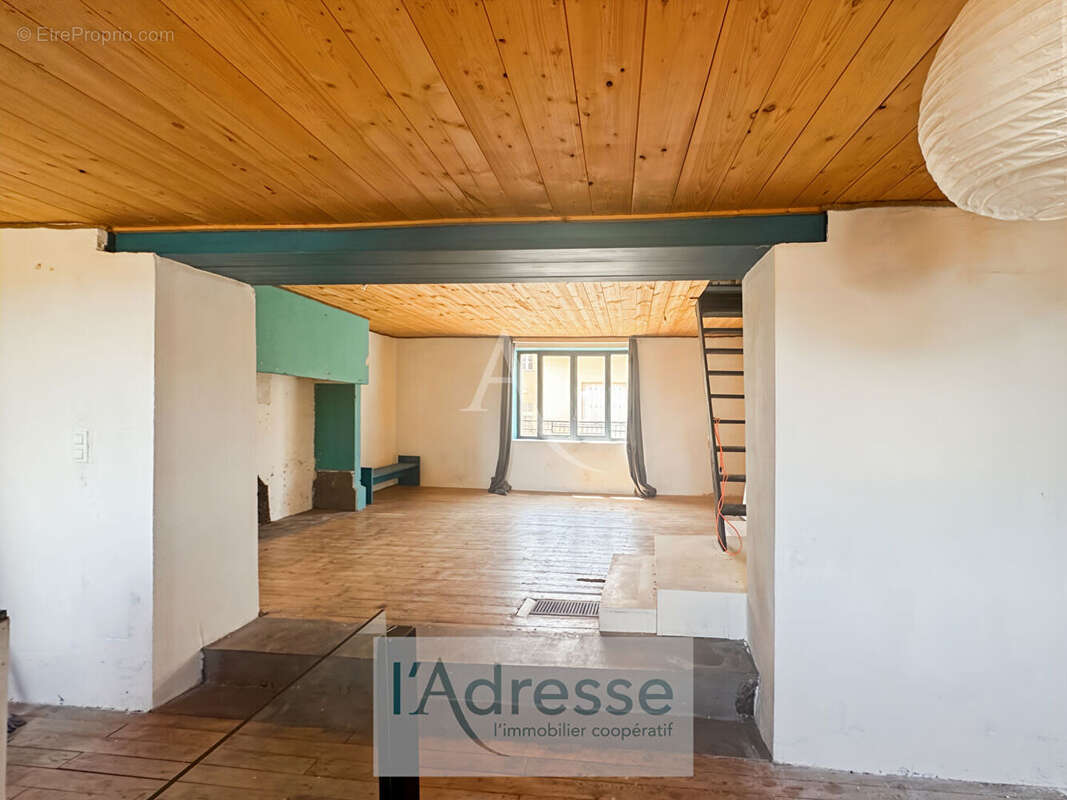 Maison à DURAVEL