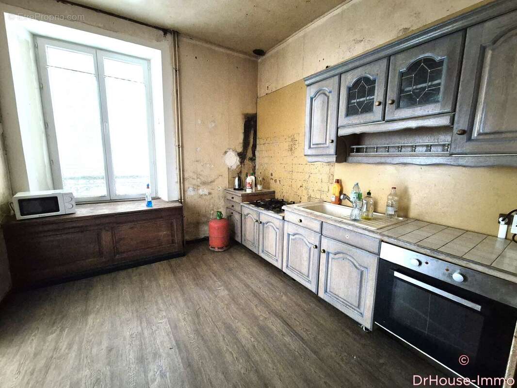 Maison 162 m² à Gorron  - photo 8