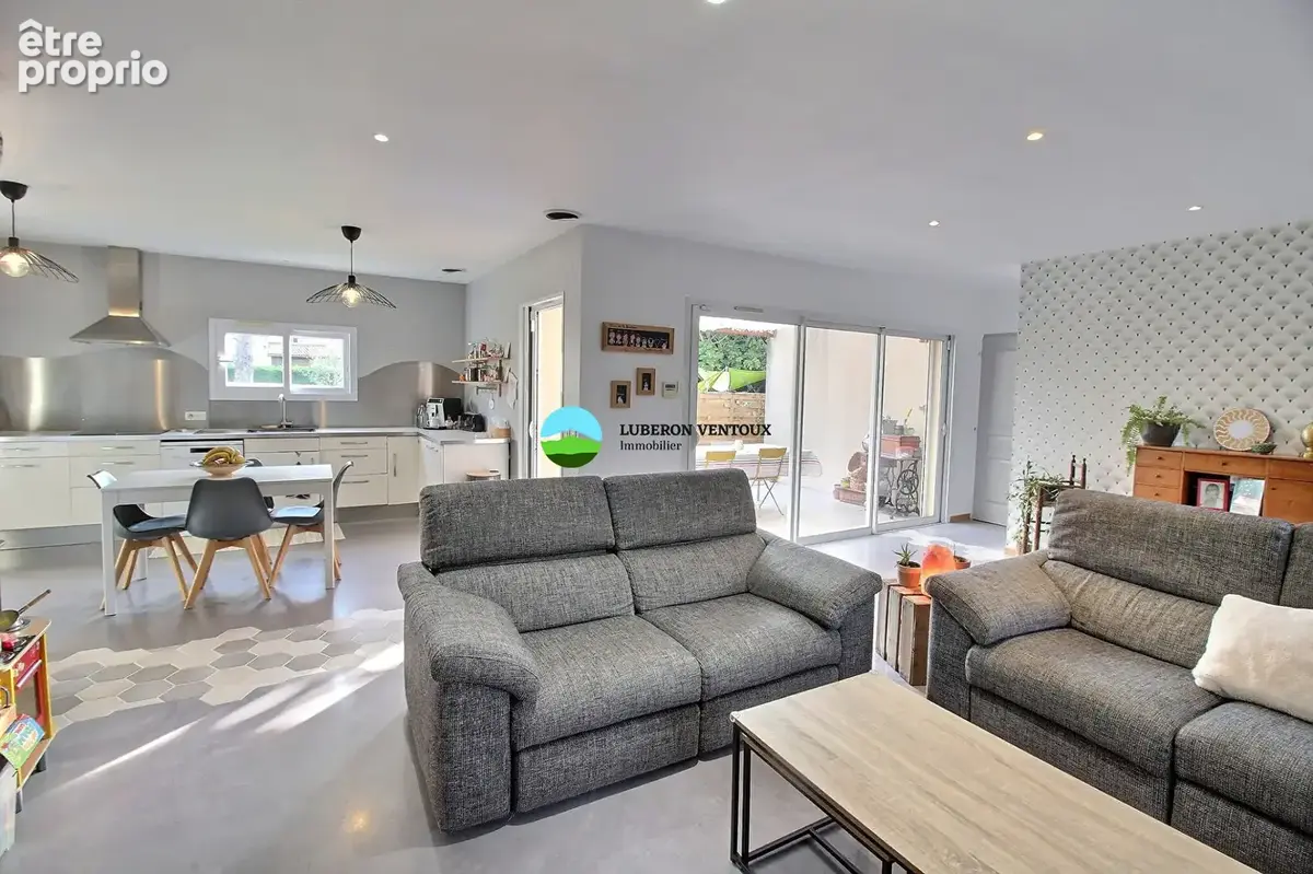 Maison de 150 m², terrasse, grand garage et vue exceptionnelle sur le Mont Ventoux. - photo 5