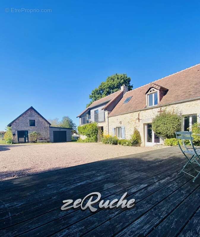 Maison à SAINT-PIERRE-DU-BU