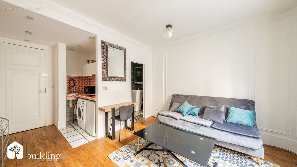 Paris 17e Étoile - Grand studio de 21m² avec terrasse de 7.35m² - photo 5