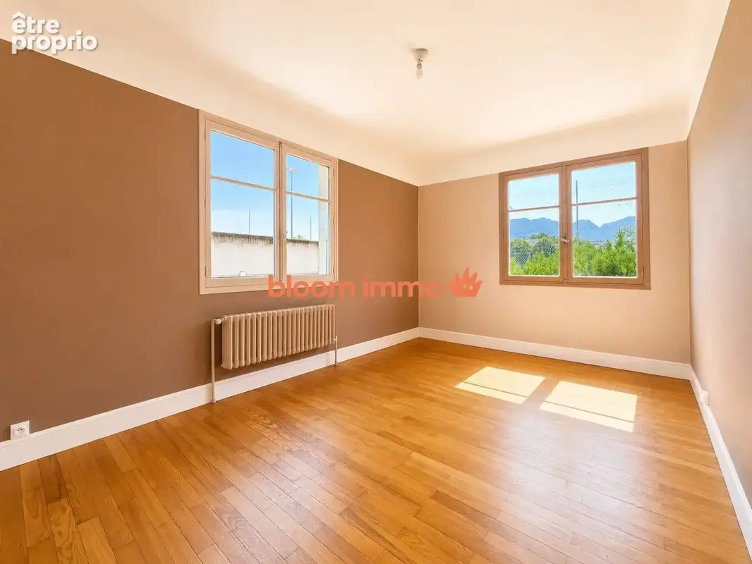 Appartement 82 m² à Bassens  - photo 6