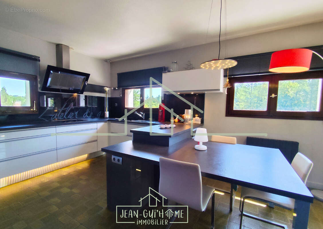 Exclusivité   Épinal Saint-Laurent   Maison de 202 m2 3/4 chambres avec piscine - photo 11