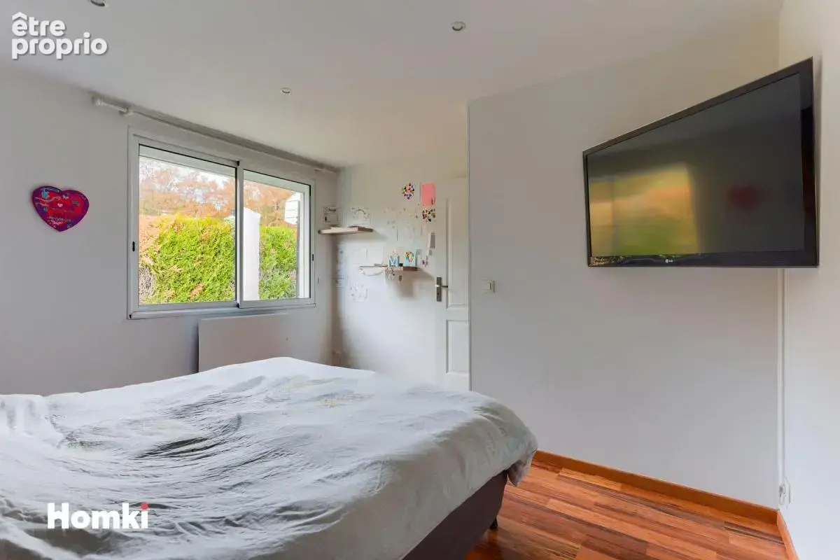 Maison/Villa T5 de 144 m² à Ozoir-la-Ferrière 77330 - photo 13