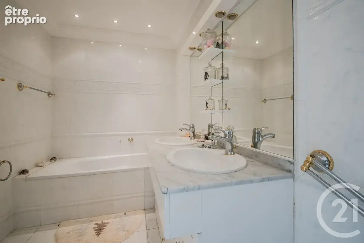 Appartement 4 pièces 103 m² à vendre à Antibes (06160) - photo 11