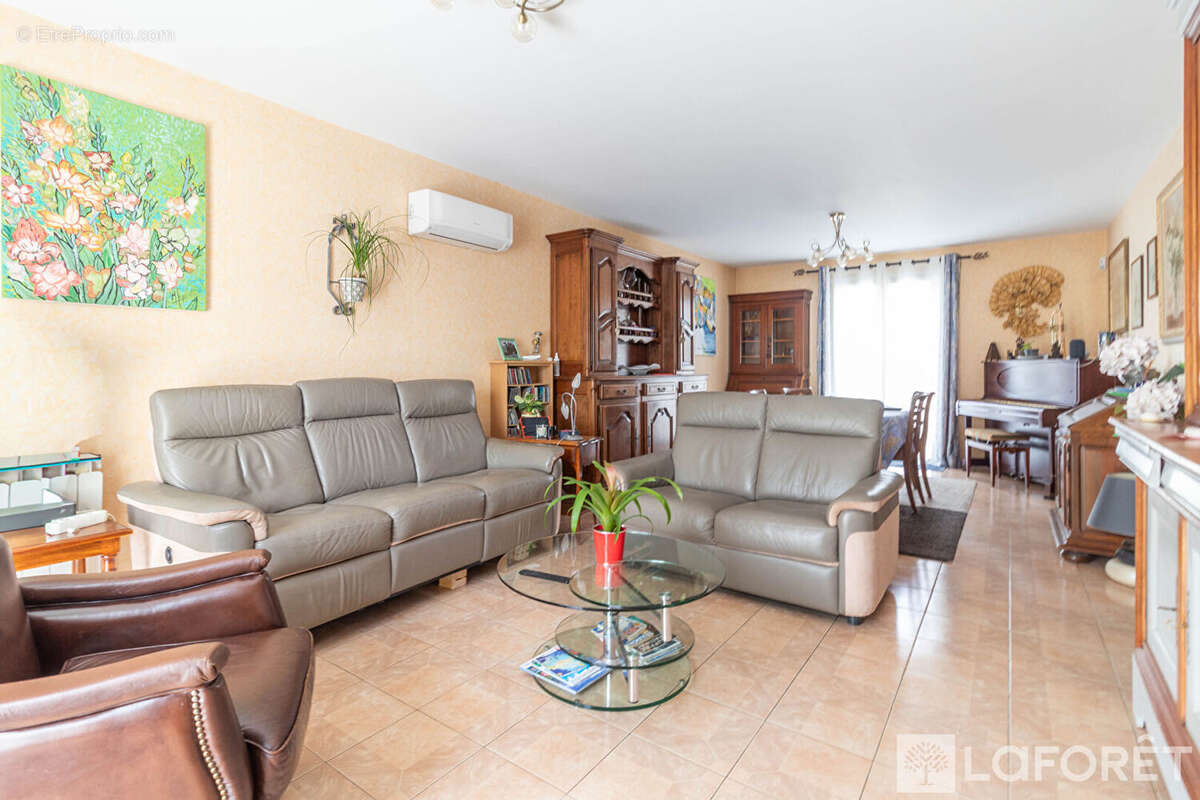 Maison à MARSAC-SUR-L&#039;ISLE