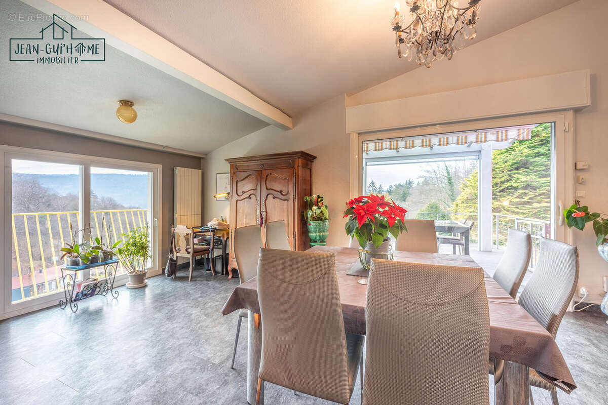 Maison à SAINT-NABORD