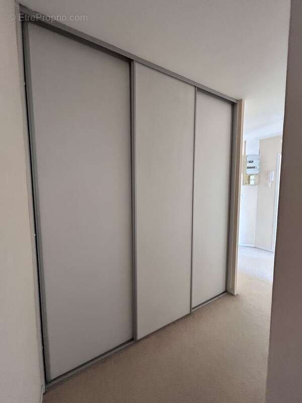 Photo 8 - Appartement à BUC