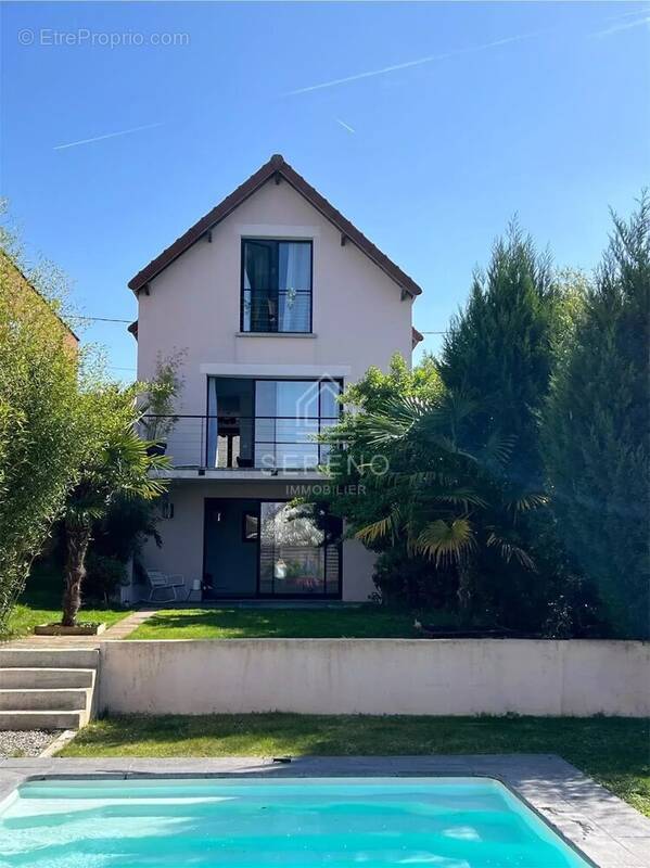 Maison à LAGNY-SUR-MARNE